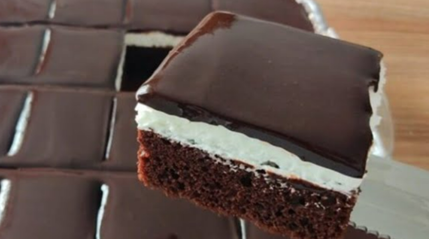 Herkesin tarifini isteyeceği ağlayan pasta tarifi! Tam kıvamında ağlayan pasta nasıl yapılır?