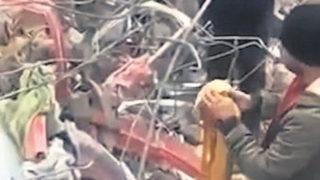 Enkaz yığınları arasında bulunup ikiye bölünerek taşınmıştı! Onlarca altın kemer... 10 bin dolarlık çantanın akıbeti belli oldu