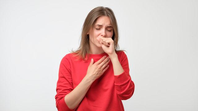 Alerjik öksürüğe ne iyi gelir, tedavisi ne kadar sürer? Alerjik öksürük nedir, nasıl geçer?