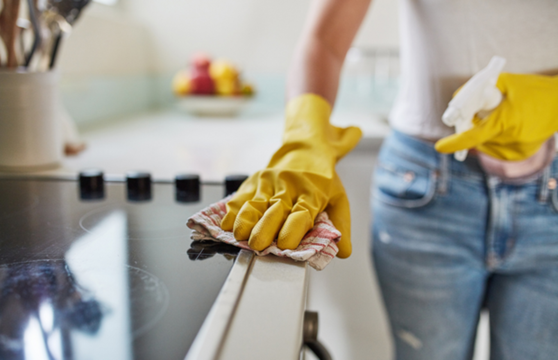 Ocakta ya da fırında kalan kurumuş ve inatçı yağlar nasıl çıkartılır?