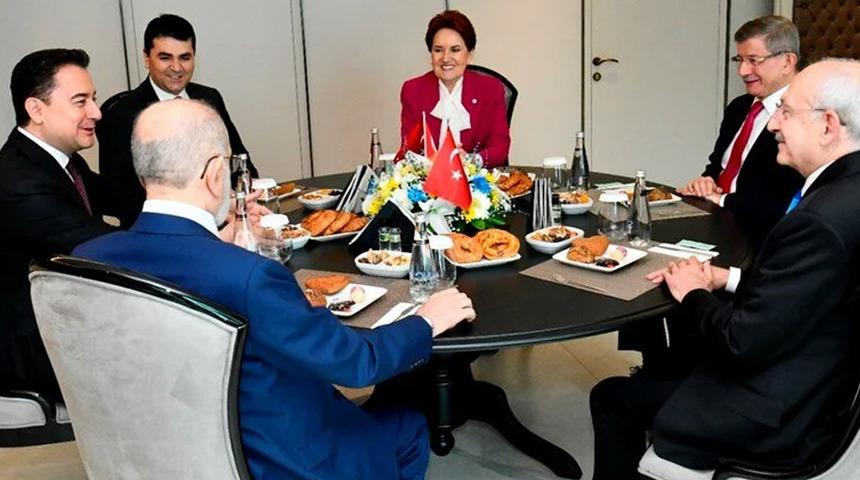 Gültekin Uysal'ın 'Kılıçdaroğlu' çıkışının ardından Temel Karamollaoğlu'ndan dikkat çeken açıklamalar! Adaylık için gündeme gelen 3 ismi duyurdu