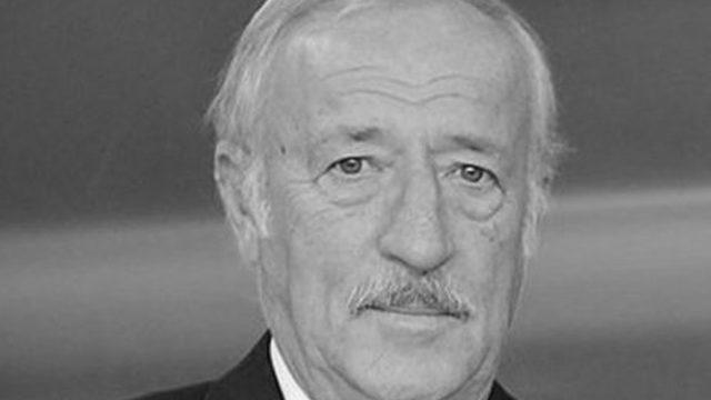 Fenerbahçe’nin eski futbolcularından Ziya Şengül 78 yaşında hayatını kaybetti! Bir süredir KOAH tedavisi görüyordu...