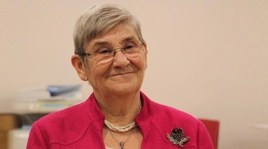 Canan Karatay'ın kışın mutlaka yemelisiniz dediği 4 gıda