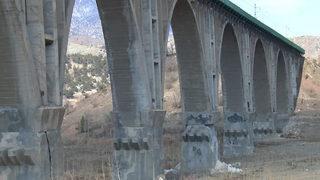 Görenlerin dikkatini çekti! Adıyaman'daki 94 yıllık Alman Köprüsü depremde yıkılmadı