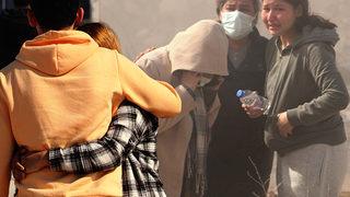 Gözyaşlarıyla izlediler! Yer: Depremin vurduğu Gaziantep... 