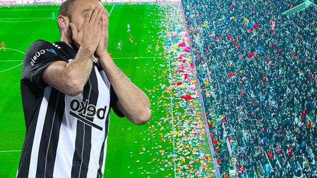 Tüyler diken diken! Beşiktaş'ta Cenk Tosun ve Alexandru Maxim ağladı