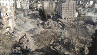 Tarihe Karamaraş olarak geçti! Dedelerimizin dedelerinin görmediğini gördük diyerek anlattı: Depremden sonra akıllara o felaket geldi!