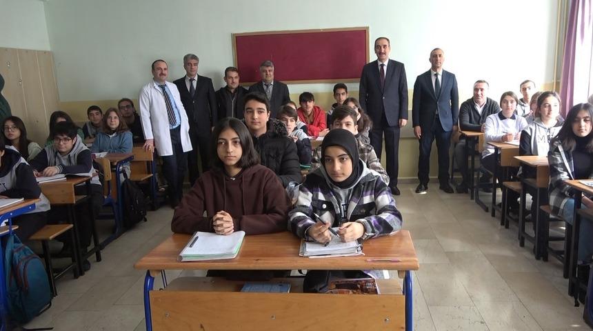 Depremden etkilenen 558 öğrenci Muş’ta eğitime başladı