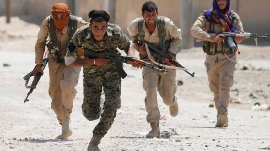Times: Rakka anlaşması sonrası yüzlerce IŞİD'li Türkiye üzerinden Avrupa'ya geçiyor