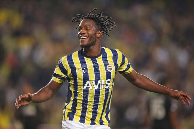 fenerbahce-haberleri-michy-batshuayi-ruzgari-tek-rakibi-erling-haaland-1665765586588