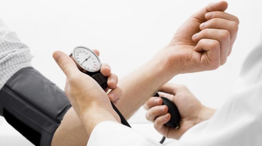 Tansiyon hastalarına 12 u&ccedil;ak yolculuğu tavsiyesi