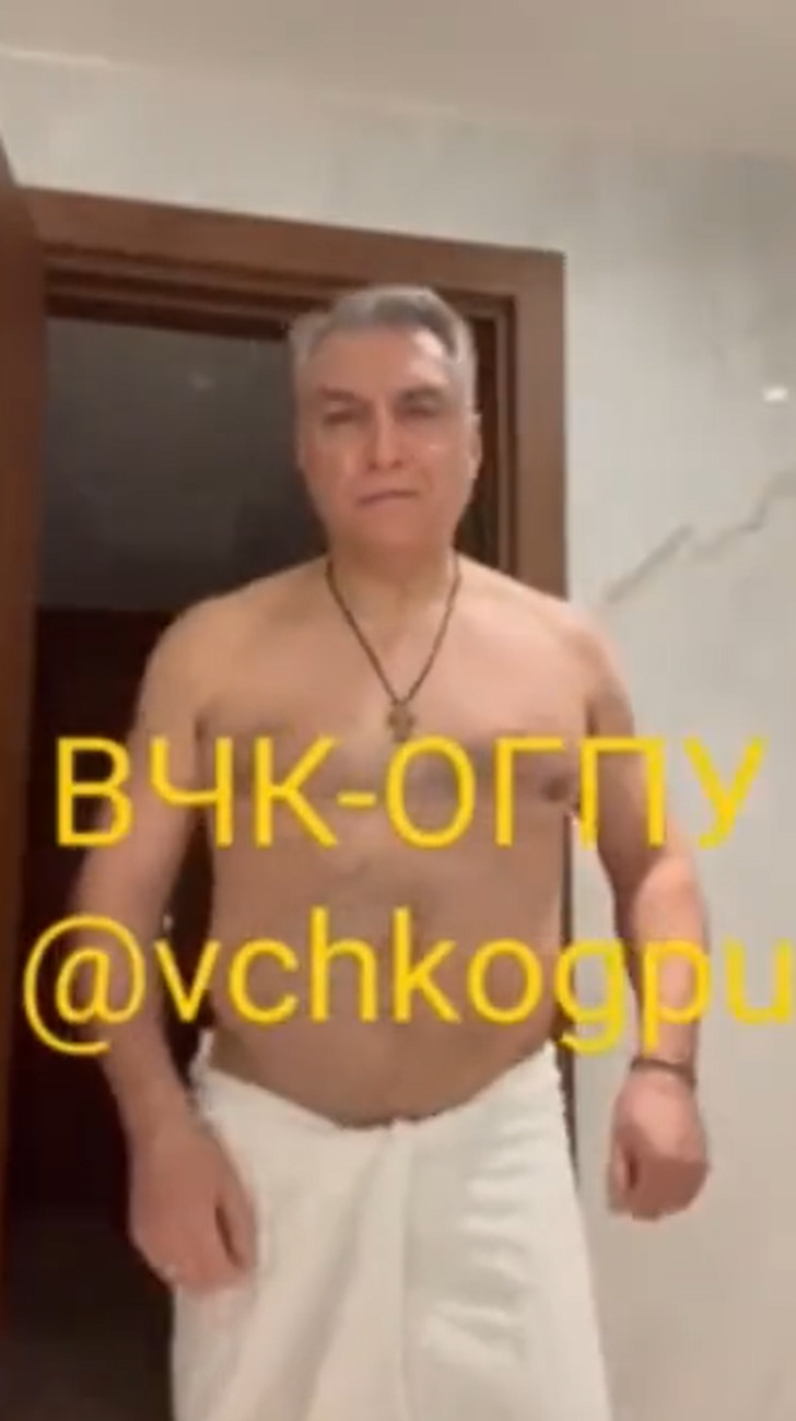 Rus kara kuvvetlerinin ikinci ismi! Rusya Kara Kuvvetleri Başkomutan yardımcısı Aleksander Matovnikov'un çıplak dans ettiği video sızdırıldı G1