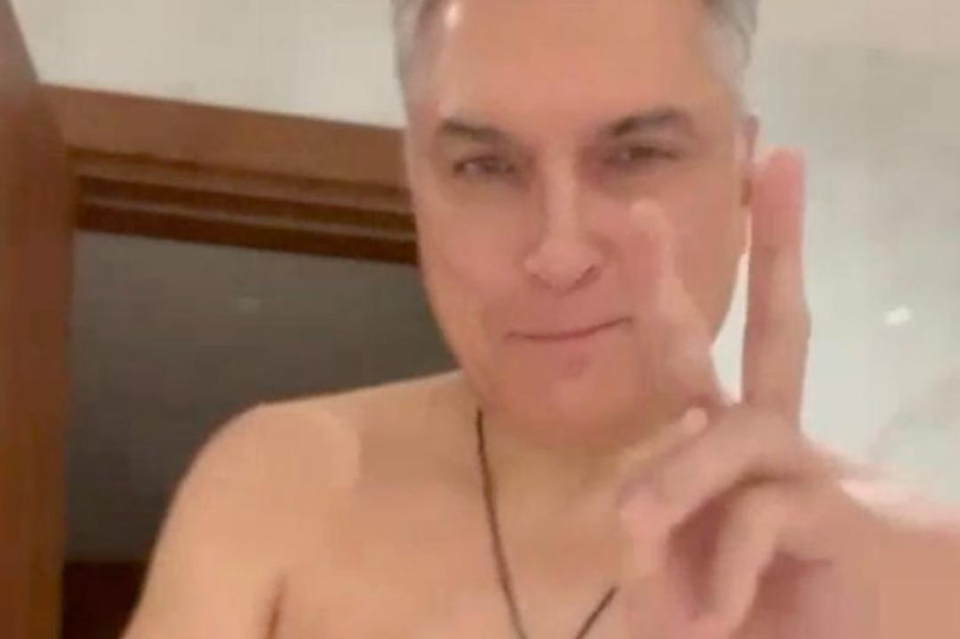 Rus kara kuvvetlerinin ikinci ismi! Rusya Kara Kuvvetleri Başkomutan yardımcısı Aleksander Matovnikov'un &ccedil;ıplak dans ettiği video sızdırıldı