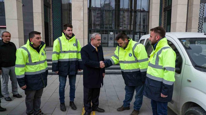 Kütahya Belediyesi, Adana’ya hasar tespit ekibi gönderdi