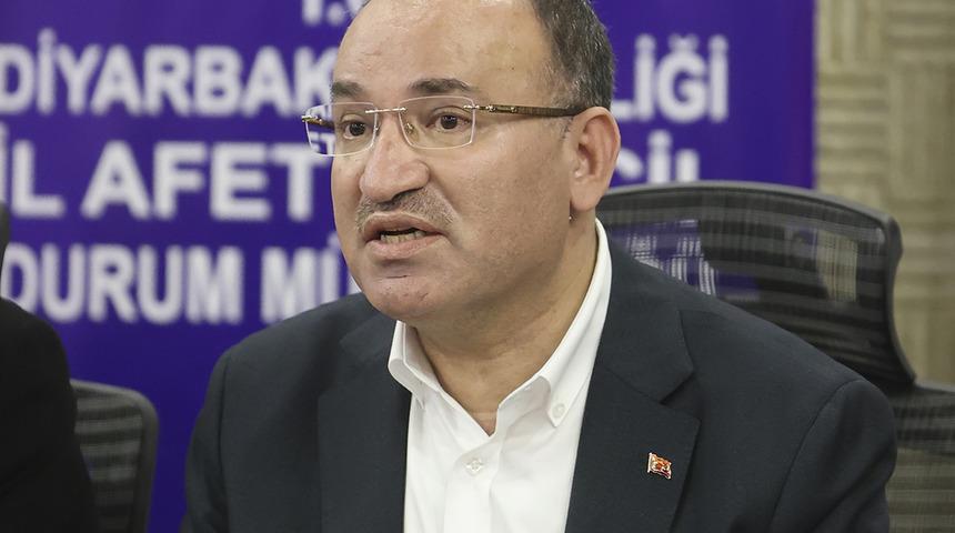 Bakan Bozdağ’dan deprem soruşturmaları ile ilgili açıklama: ‘Ucu kime uzanırsa uzansın devam edecek…’