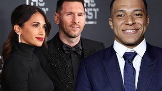 Messi eşini mi karıştırdı? Ödül töreninde eşi Antonella'yı öpmek yerine Mbappe'ye yönelince sosyal medya karıştı...