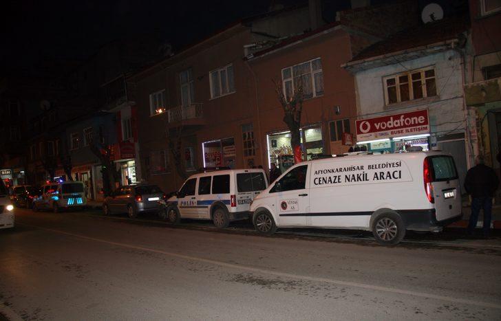 Tavandan dökülen kurtlar dehşeti ortaya çıkardı G3