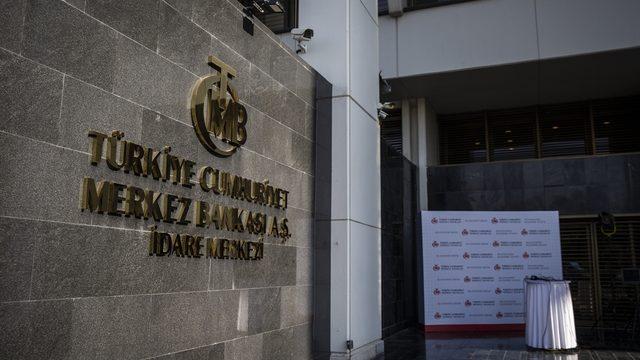 Merkez Bankası'ndan dolar ve enflasyon tahmini: 2023 yıl sonu için tek tek revize edildi...