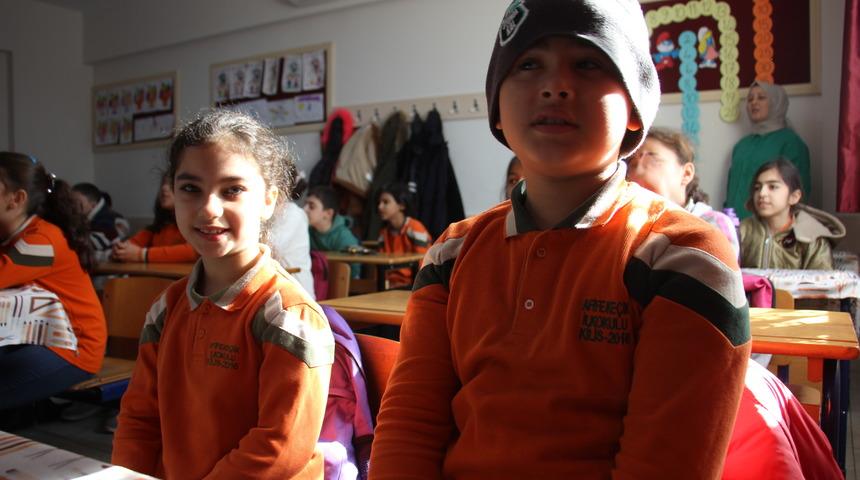 Depremden etkilenen Kilis'te öğrenciler dersbaşı yaptı