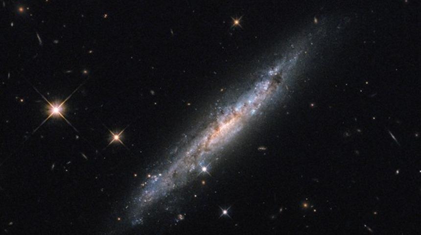 NASA sıra dışı ‘patlayan’ galaksinin görüntüsünü yayınladı