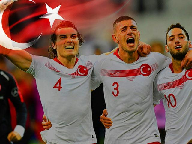 Sabretti ve başardı! Leicester City'de forma giyen Çağlar Söyüncü, dünya devi ile ön sözleşme imzaladı