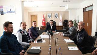 Bakan Kurum iki önemli isim ile deprem bölgesinde bir araya geldi