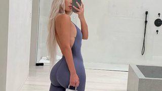 Günde 2 saat spor yaptığını açıklamıştı! Kim Kardashian bikinisiyle duşta kıvrımlarını sergiledi