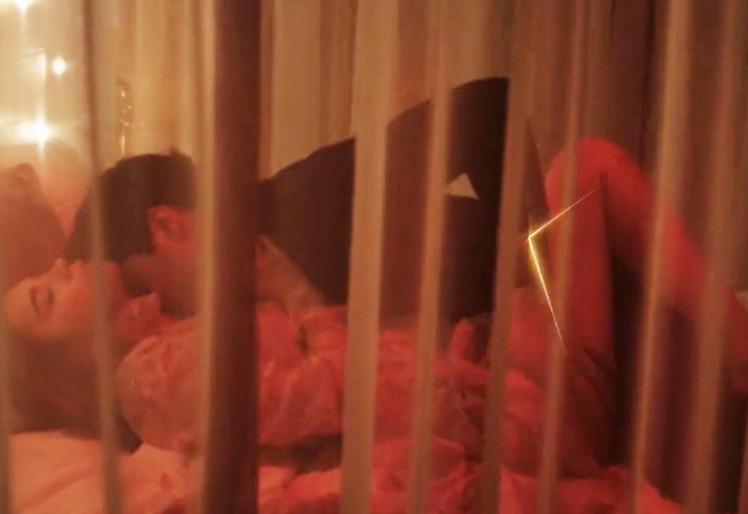 Yalı &Ccedil;apkını 22. b&ouml;l&uuml;m fragmanı... Seyran ve Ferit'in yatak sahneleri sosyal medyayı salladı! "Of bu ne?"