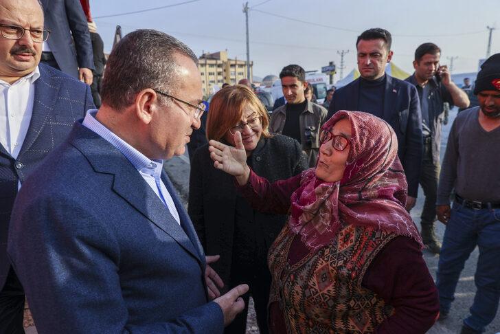 Adalet Bakanı Bozdağ, İslahiye ilçesinde kurulan konteyner kenti ziyaret etti