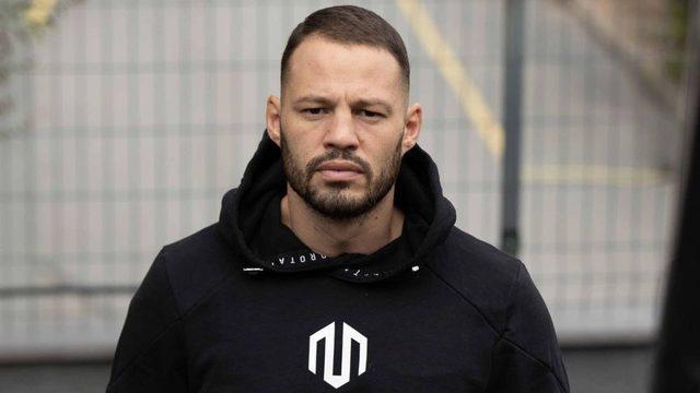 Survivor Avatar Atakan paylaştı! Deprem sonrası yıkılan evdeki detay dikkat çekti: Koskoca bir kolona...