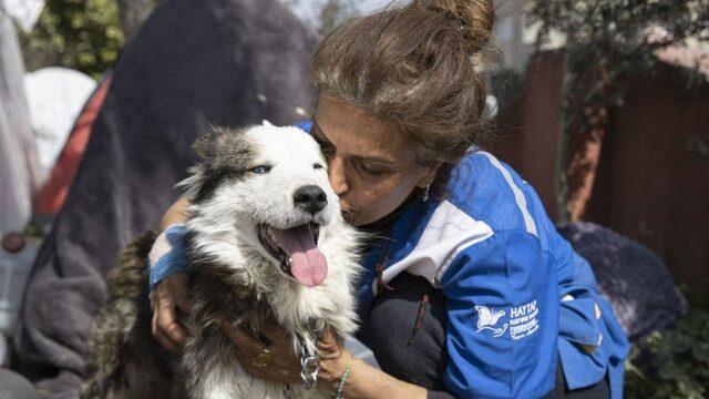 Enkazın altında 22 gün sonra sağ olarak kurtulmuştu! Amerika basını onu konuşuyor