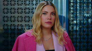 Yasak Elma'nın Yıldız'ı Eda Ece Anıtkabir'den paylaştı! 'Gözyaşlarımı tutamadım'