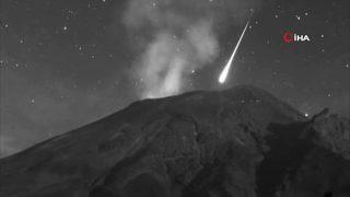 Popocatepetl Yanardağı’nın yakınında görüldü... İlginç görüntü!