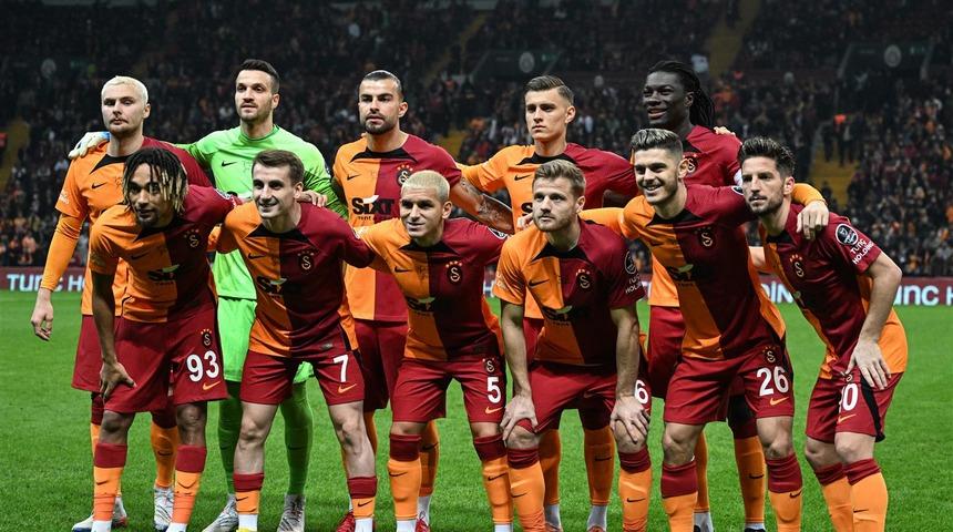 Ve Galatasaray'da Bafetimbi Gomis için karar verildi! Kadro dışı kalacak mı?