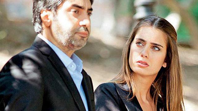 Kurtlar Vadisi'nin Savcı Leyla'sı Çiğdem Batur ülkeyi terk edecek mi? Londra'ya gidip geliyorum...