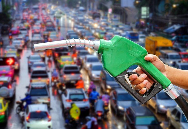 Son dakika: AKARYAKITA İNDİRİM geliyor! Benzin ve motorinde kararlar peş peşe geldi: Önce indirim sonra tek fiyat (6 Mayıs Pazartesi güncel benzin-mazot-LPG fiyatı)