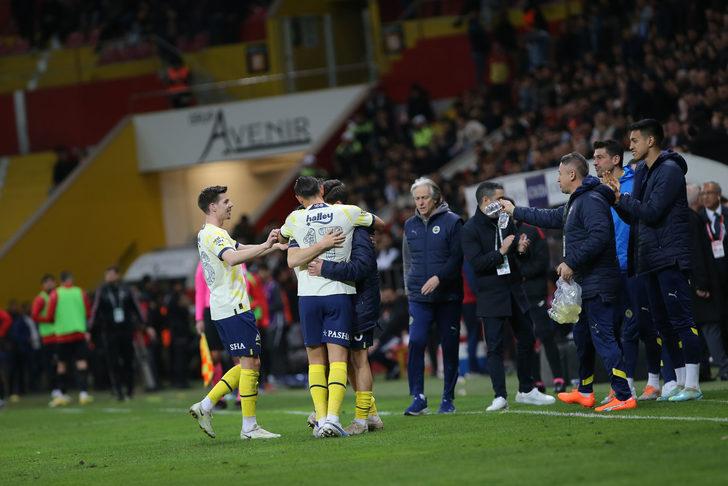 Fenerbahçe Kayserispor'u 2-1 geçti, maçın ardından Rıdvan Dilmen'in sözleri olay oldu! Transferi duyurdu... "İstiyorlar" G5