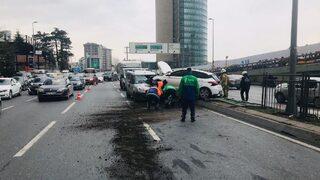 Beşiktaş'ta zincirleme kaza! Karşı şeritteki aracın üzerine uçtu