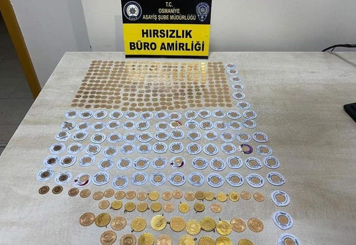 Kendilerini polis olarak tanıtan dolandırıcılara bütün altınlarını verdi! Operasyonla kıskıvrak yakalandılar
