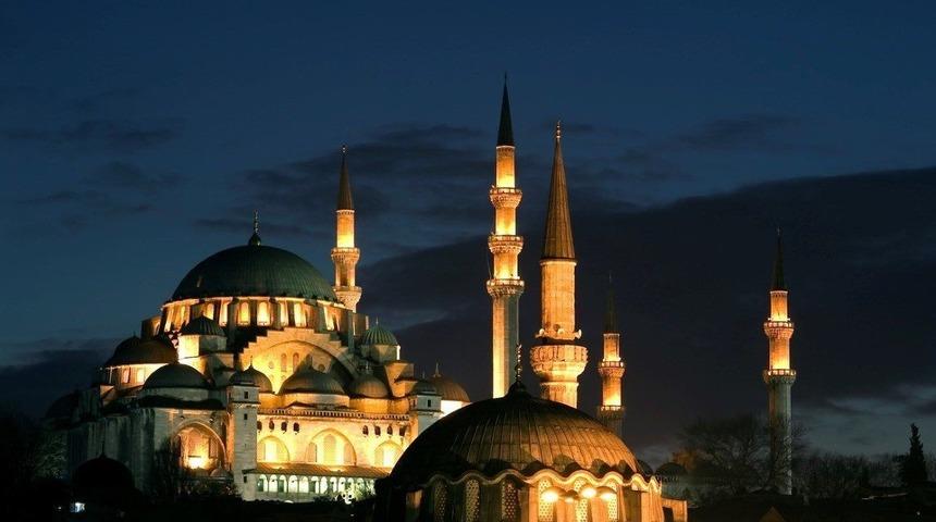 Berat Kandili ne zaman, bugün mü? 6 Mart Berat Kandili mi? 2023 dini günler takvimi...