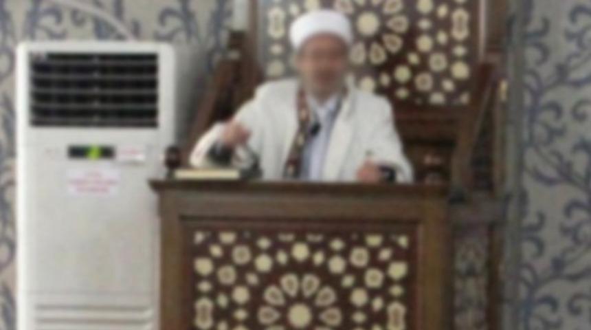 Namaz sırasında imama bıçaklı saldırı