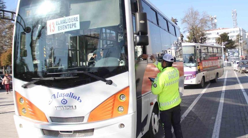 Uşak’ta bin 114 sürücüye para cezası kesildi