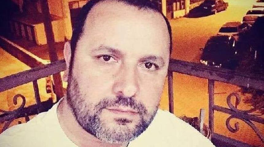 Bıçakla kendine zarar vermek istedi, sonrası korkunç! Babası öldü, annesi yaralı