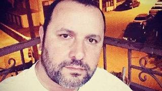 Bıçakla kendine zarar vermek istedi, sonrası korkunç! Babası öldü, annesi yaralı