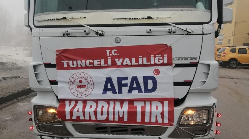 Tunceli'den depremlerden etkilenen Adıyaman'a 3 tır i&ccedil;me suyu g&ouml;nderildi