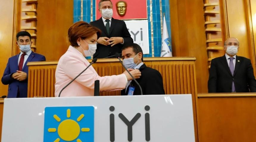 Sosyal medyadan duyurdu! Aşık Mahzuni Şerif'in oğlu Emrah Mahzuni, İYİ Parti'den istifa etti