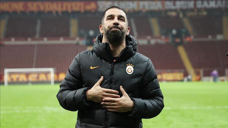 Galatasaray yıldız ismi bu kez bitiriyor! Arda Turan transfer uçağını kaldırdı G1