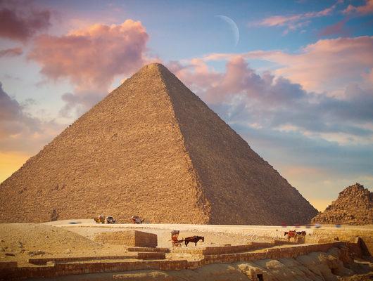 Keops Piramidi ne zaman yapıldı, özellikleri neler?