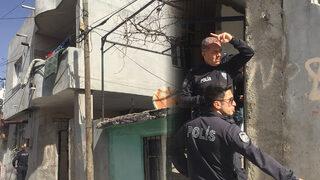 Adana'da korkunç olay! Bir kişi, evinde kafasından vurularak öldürülmüş halde bulundu