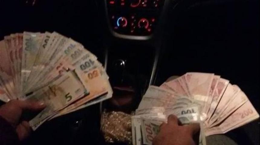 &Ccedil;aldıkları parayla selfie &ccedil;ektiren hırsızlık &ccedil;etesi yakalandı